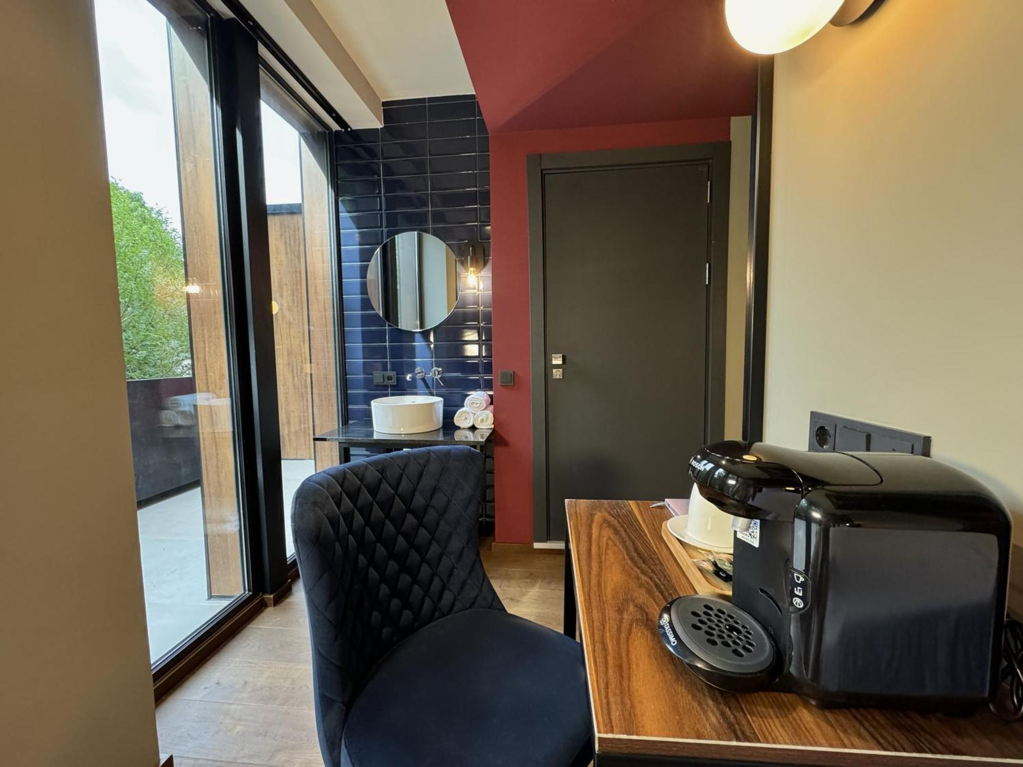 Tbilisi Edition - Design Hotel & Private Spa Dış mekan fotoğraf