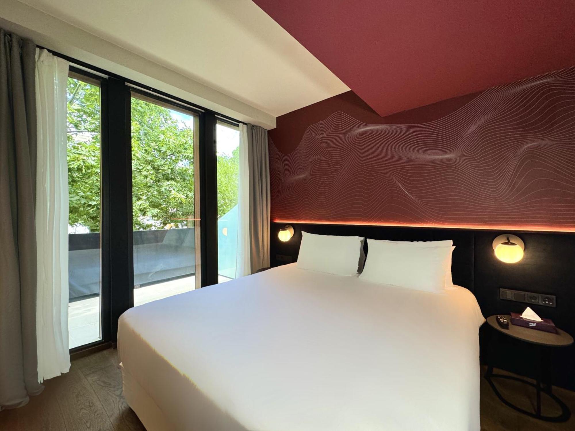 Tbilisi Edition - Design Hotel & Private Spa Dış mekan fotoğraf